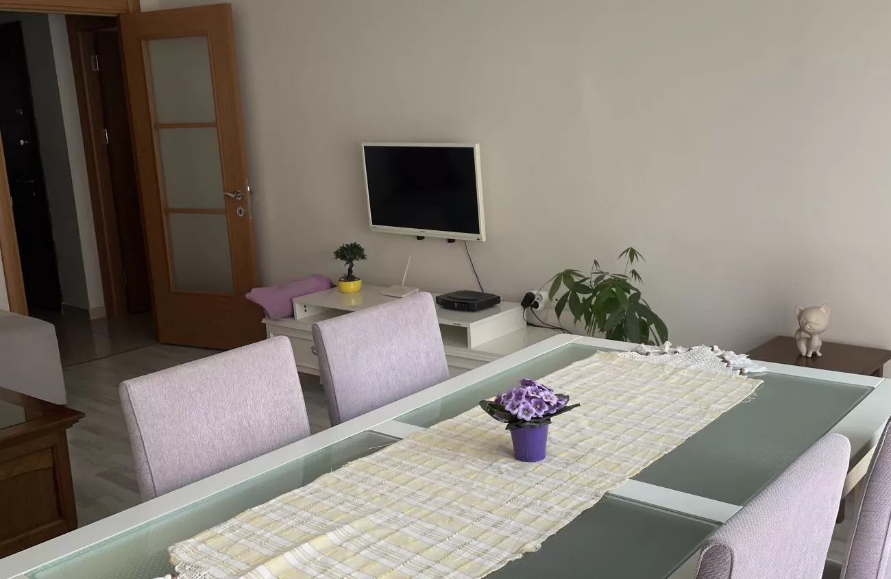 Lovely Fully Equipped Apartment near Shopping Malls in Atasehir