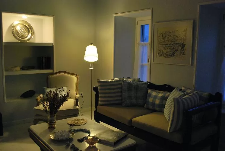 cozy Hydra's Chromata Grand Executive holiday home Azure luxury apartment, vacation rental