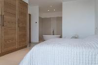 neat and nice bedroom in Corsica - Palombaggia luxury apartment