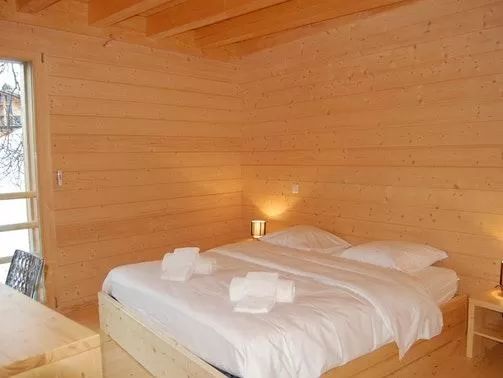 clean bedroom linens in Chalet Woovim House luxury apartment, holiday home, vacation rental