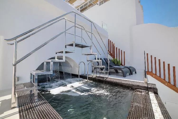 awesome Santorini Daydream luxury apartment, perfect vacation rental