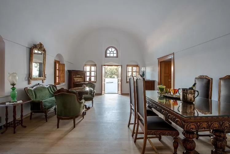 amazing Santorini Casa Santantonio luxury apartment, perfect vacation rental