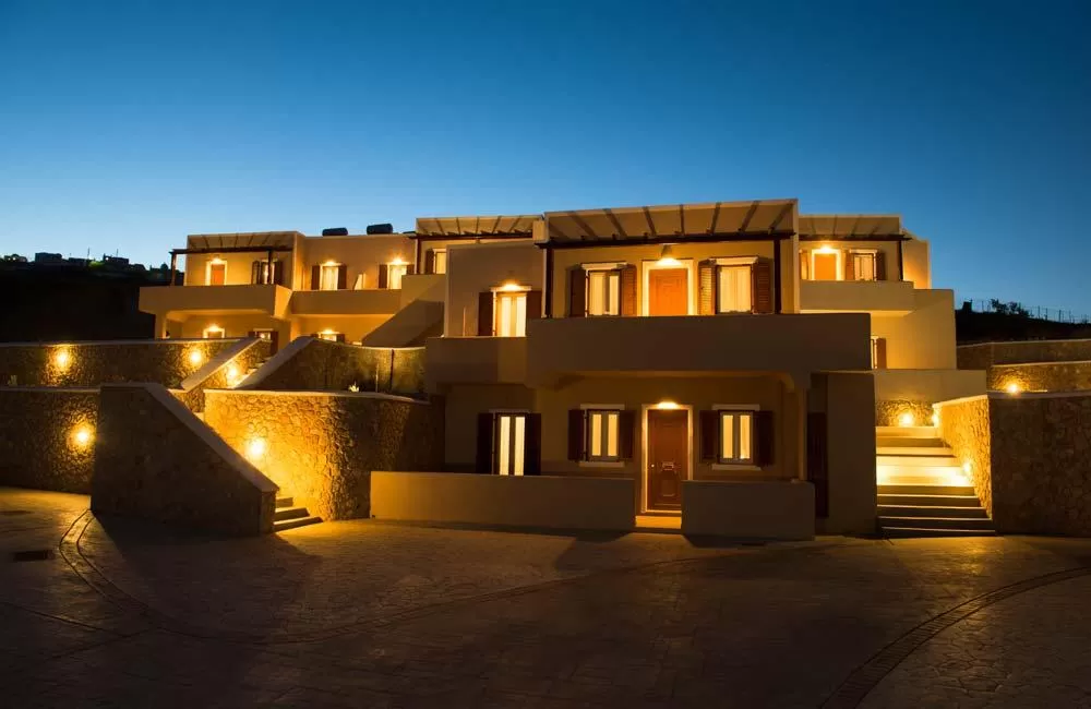 magical Santorini Moonlight Long Vista luxury apartment, perfect vacation rental