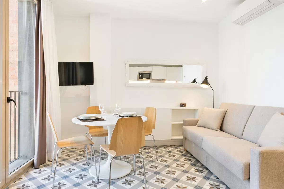 awesome Barcelona Uma Suites - Sagrada Familia 1 luxury holiday home and vacation rental