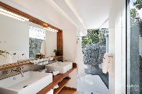 clean toilet and bath in Saint Barth Villa Lenalee luxury holiday home, vacation rental