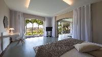 fresh bed sheets in Saint Barth Villa Au Rêve luxury holiday home, vacation rental