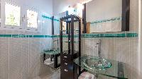 clean bathroom in Saint Barth Villa Key Lime luxury holiday home, vacation rental