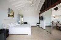 fresh bedroom linens in Saint Barth Villa La Magnifica luxury holiday home, vacation rental