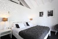 pristine bedding in Saint Barth Villa Manonjul 1 luxury holiday home, vacation rental