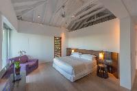 clean bed sheets in Saint Barth Villa Sereno 3 luxury holiday home, vacation rental