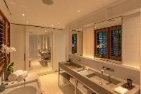 clean bathroom in Saint Barth Villa Sereno 3 luxury holiday home, vacation rental