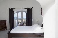 clean bed sheets in Saint Barth Villa Le Moulin luxury holiday home, vacation rental