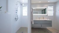 spic-and-span bathroom in Saint Barth Villa Prestige holiday home, luxury vacation rental