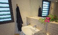 clean bathroom in Saint Barth Villa Ti Lama luxury holiday home, vacation rental