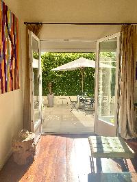 Very nice 2 bedroom, 2 bathroom apartment with terrace a few steps from the central Rue d'Antibes - 1783