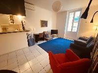 2 bedroom apartment in the heart of Cannes, air conditioning, easy walk to the Palais des Festivals - 2015