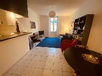 2 bedroom apartment in the heart of Cannes, air conditioning, easy walk to the Palais des Festivals - 2015