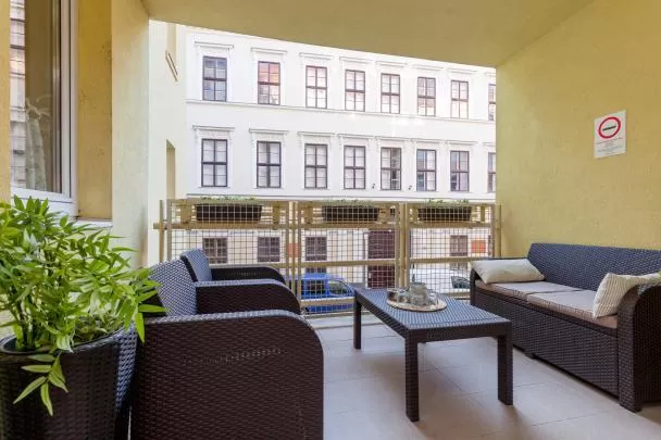 well-appointed Budapest Dream Family Apartment HOLLO1 luxury holiday home