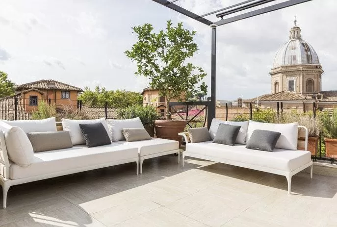 awesome roof garden terrace of Rome Vicolo Orbitelli luxury apartment