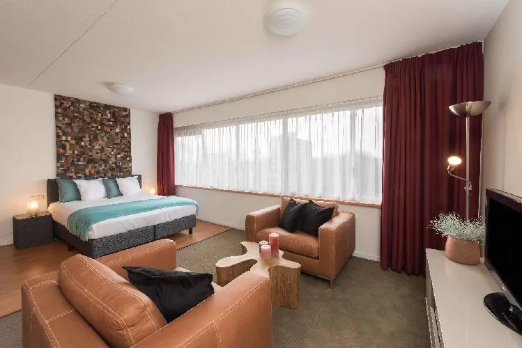 chic Amstelveen Corneille luxury apartment and holiday home