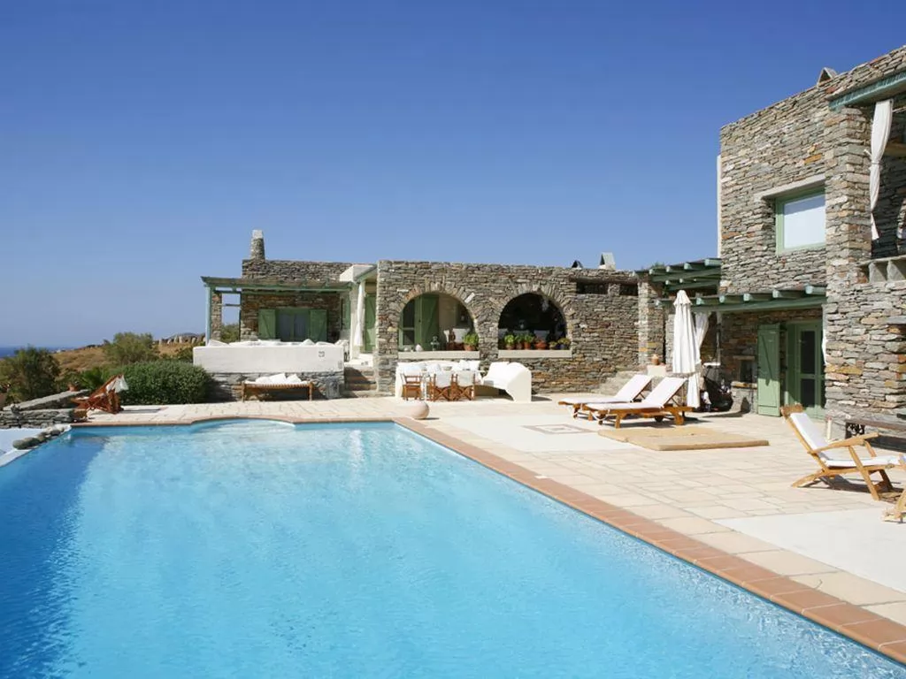 incredible swimming pool of Athens - Villa Juno luxury apartment
