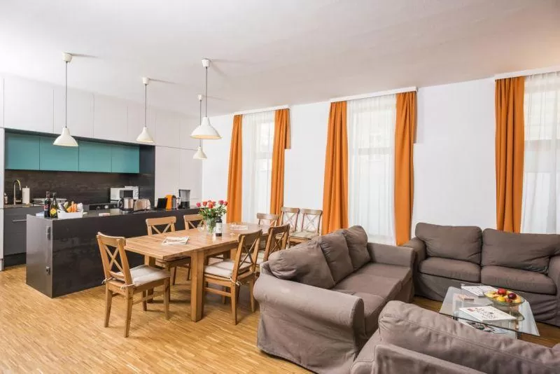 bright and breezy Vienna - Apartment 9 lusury vacation rental and holiday home