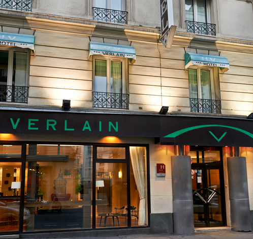 Hotel Verlain with its charming ambience located in Rue Saint-Maur in the Oberkampf area, overlookin