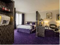 artistically designed room in Hotel Waldorf Madeleine in Paris