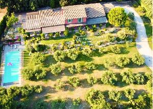 Le Mas Elaïa: Your Family Haven with Private Pool