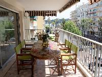 Apartment near the beaches, right in the center, comfortable