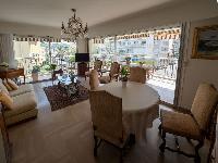 Apartment near the beaches, right in the center, comfortable