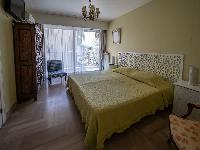 Apartment near the beaches, right in the center, comfortable