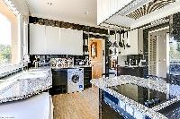 marvelous modern kitchen of Cannes - Palm Spring Villa luxury apartment