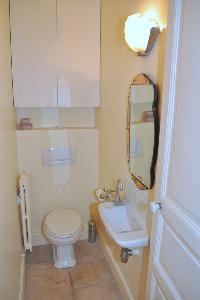 clean bathroom in Saint Germain des Prés - Jacob 5 luxury apartment