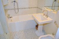 cool bathroom with tub in Saint Germain des Prés - Jacob 5 luxury apartment