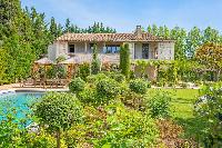 La Bastide des Jardins, provencal elegance close to the village