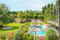 La Bastide des Jardins, provencal elegance close to the village