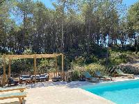 Charming villa with pool in the heart of the Alpilles