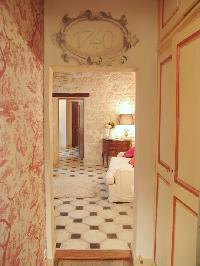 nice flooring in Paris - Saint André des Arts 1 luxury apartment