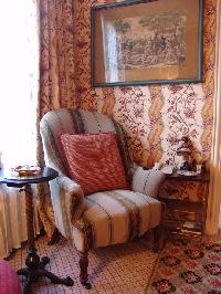 awesome chair in Saint Germaine des Prés aux Clercs luxury apartment