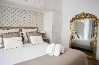 Charming 3 bedroom Haussmannien apartment in Paris 17th district