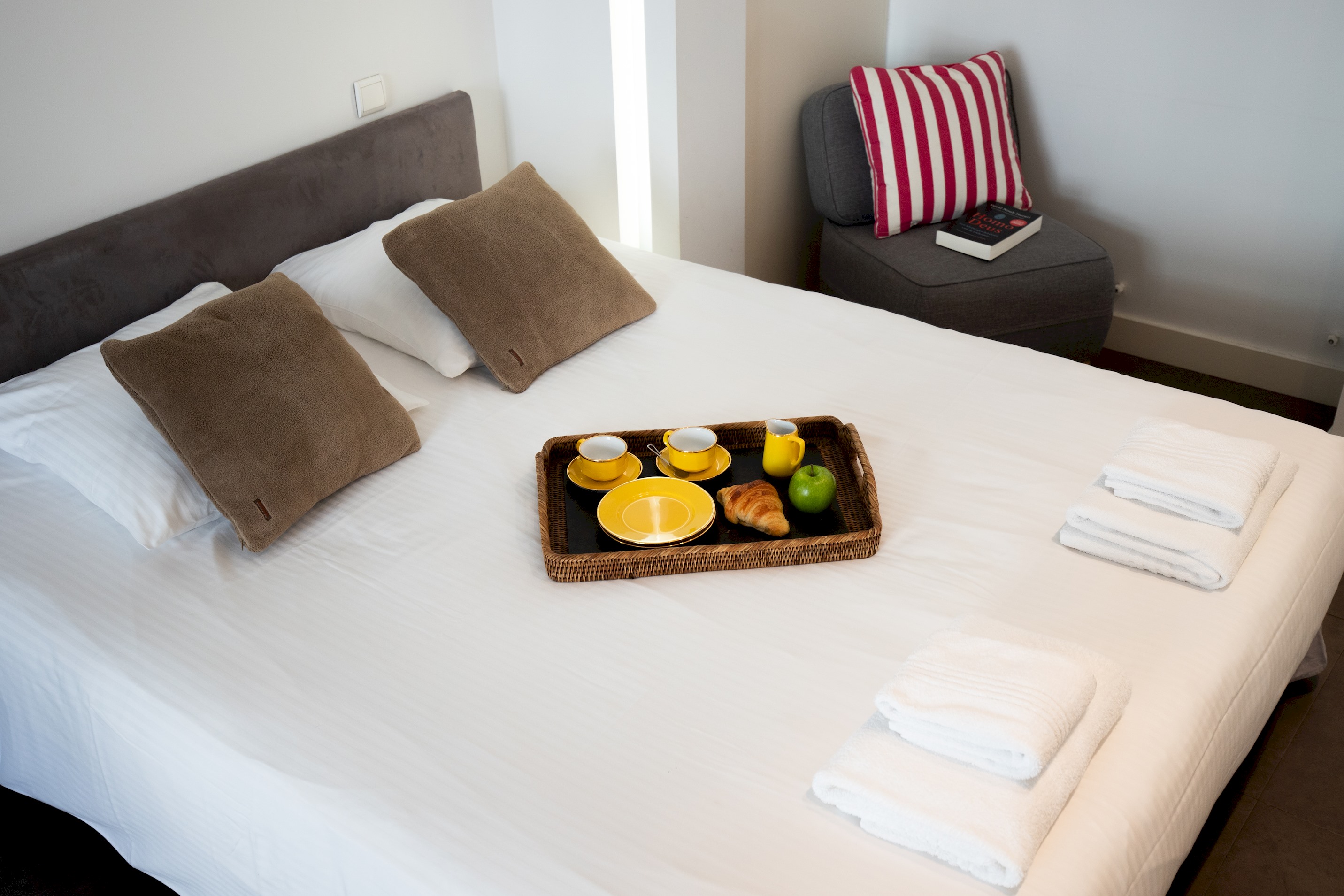 Beachfront Jewel: One bedroom on La Croisette