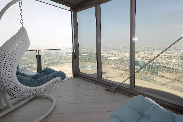 awesome Dubai - Luxury 5 Bedroom Apartment D1 Residences holiday home