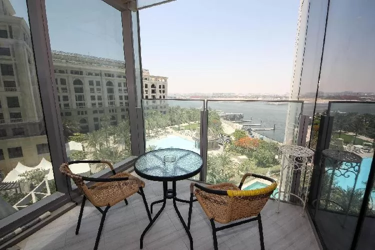 awesome Dubai - Luxury 1 Bedroom Apartment D1 Residences holiday home
