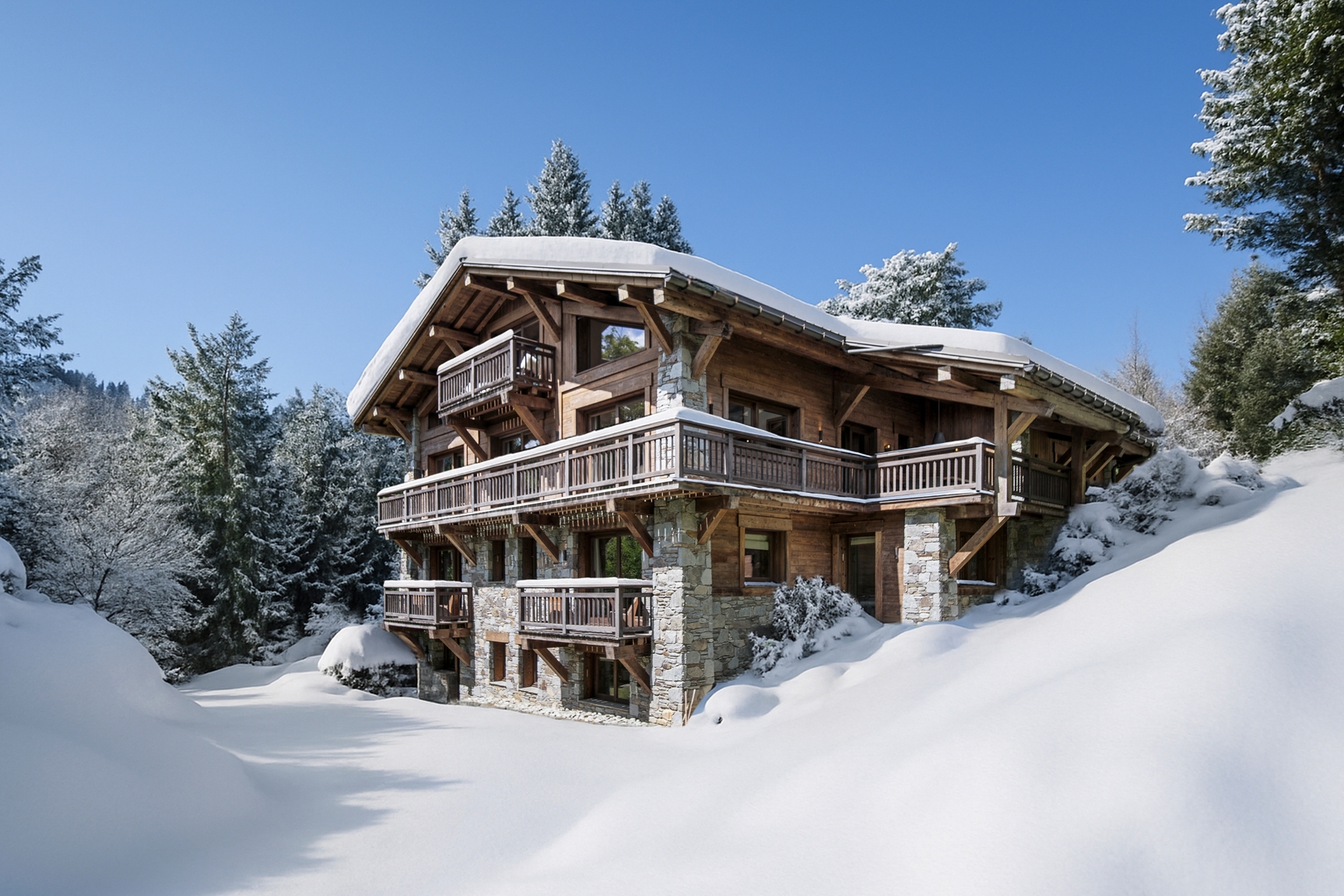 7BR Luxury Chalet with Hammam and Cinema in Megève