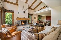 7BR Luxury Chalet with Hammam and Cinema in Megève