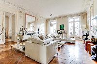 tasteful decorated 4-bedroom Paris luxury apartment with blend of both old and new Parisian style