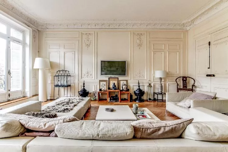 elegant 4-bedroom Paris luxury apartment with high ceilings and long windows