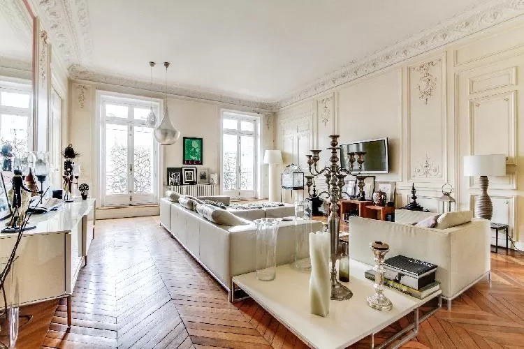 tasteful decorated 4-bedroom Paris luxury apartment with blend of both old and new Parisian style