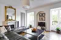 bright and breezy République - Voltaire luxury apartment